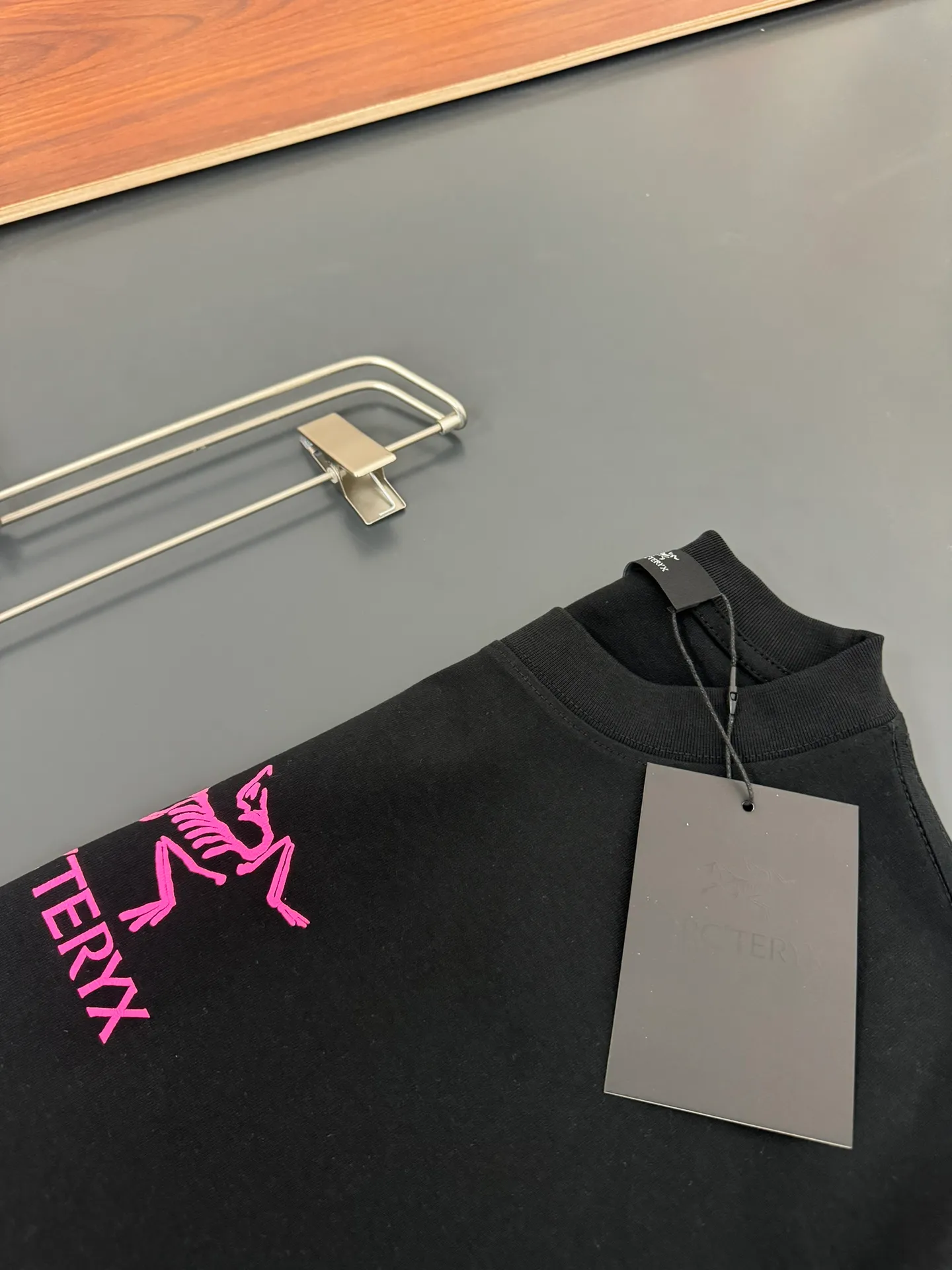 ARC‘TERYX/ g Breathable t logo New Arrival t ， Breathable， ， Versatile ：White Black Red Sizes：S M L XL XXL